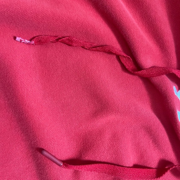 medium under armour hoodie - Picture 3 of 4